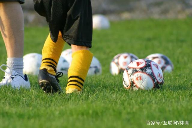 男篮热身赛遭新西兰逆转，问题频出引发媒体关注